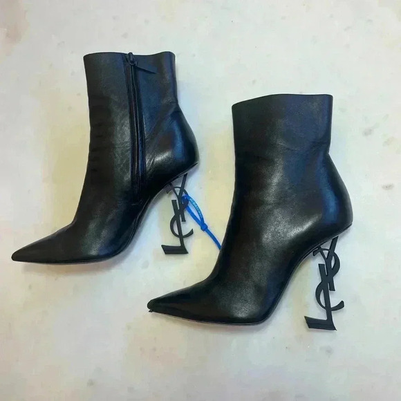 Yves Saint Laurent YSL OPYUM Booties Leather Black 39 9 Point Toe Ankle Boots - Picture 1 of 13